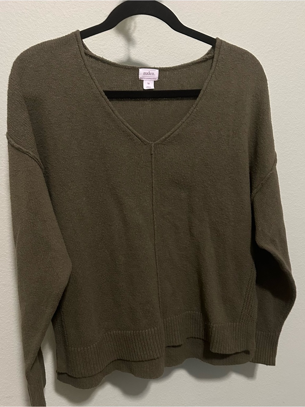 Auden Olive Green V-Neck Pullover Sweater